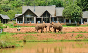 African Hills Safari Lodge & Spa